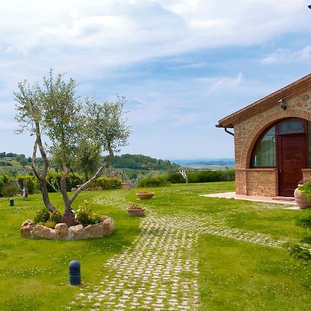 Вилла Casa Sandro A Podere Pascianella Кастельмуцио Номер фото