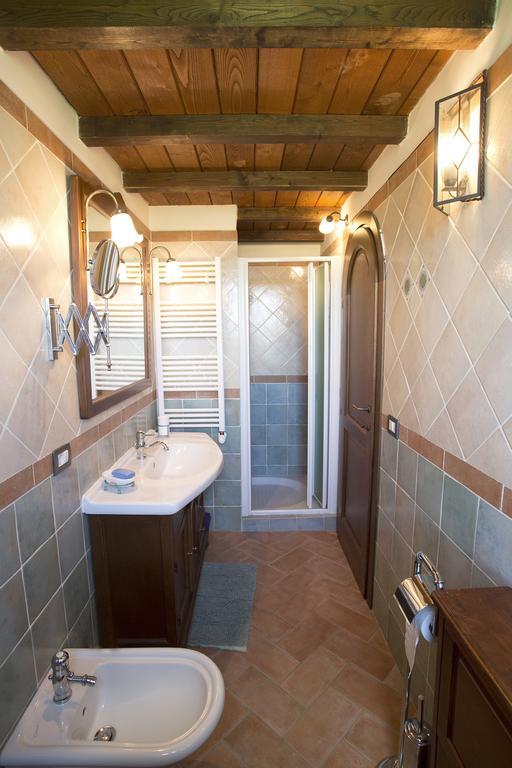 Вилла Casa Sandro A Podere Pascianella Кастельмуцио Номер фото