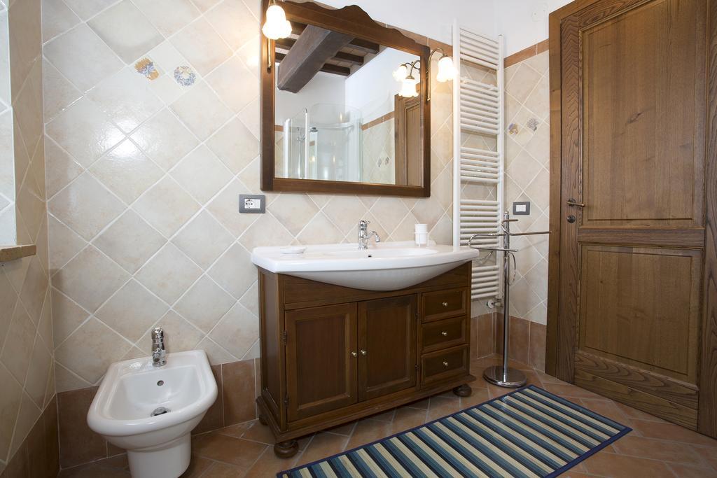 Вилла Casa Sandro A Podere Pascianella Кастельмуцио Номер фото