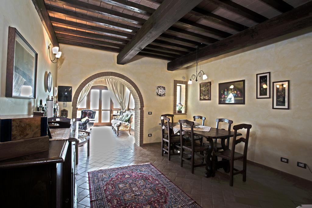 Вилла Casa Sandro A Podere Pascianella Кастельмуцио Номер фото