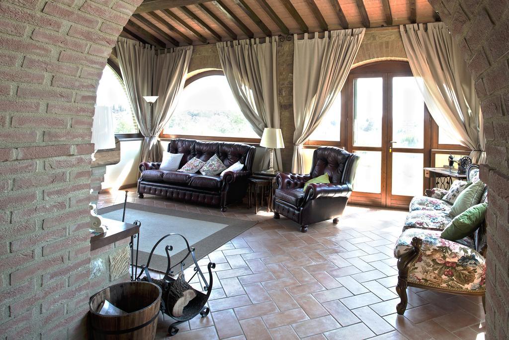 Вилла Casa Sandro A Podere Pascianella Кастельмуцио Номер фото